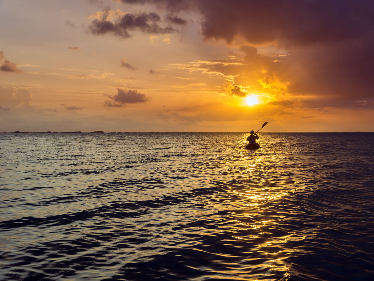 kayaking-sunset